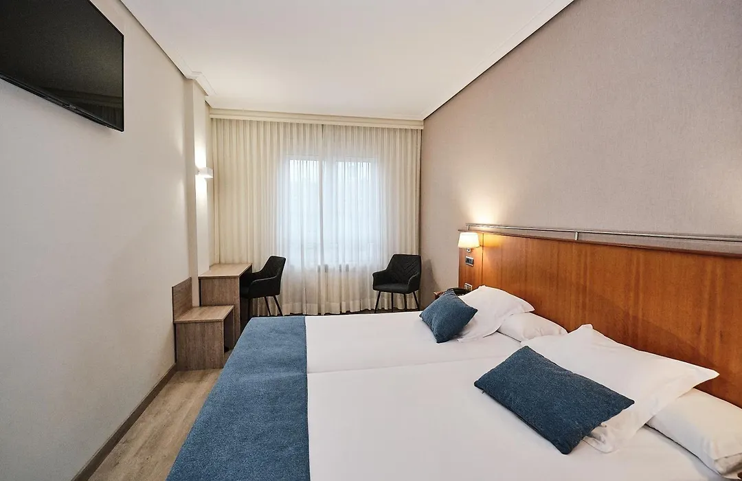 Hotel Ciudad De Compostela-1