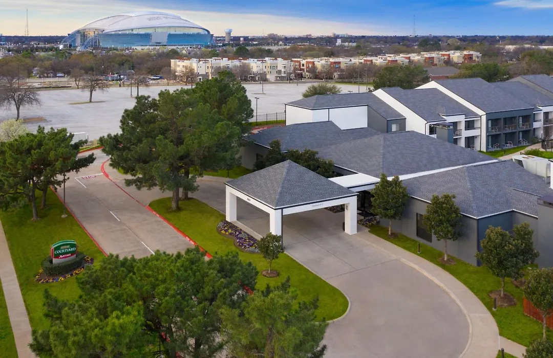 Courtyard By Marriott Dallas Arlington Entertainment District-1