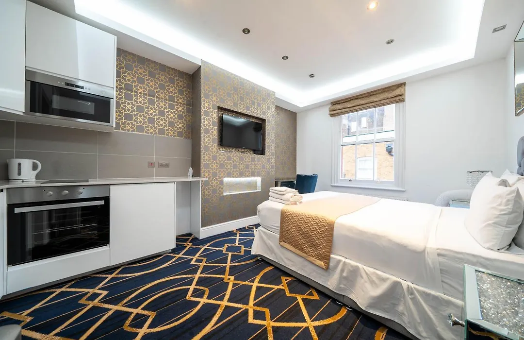 Hyde Park Rooms & Apartments-1