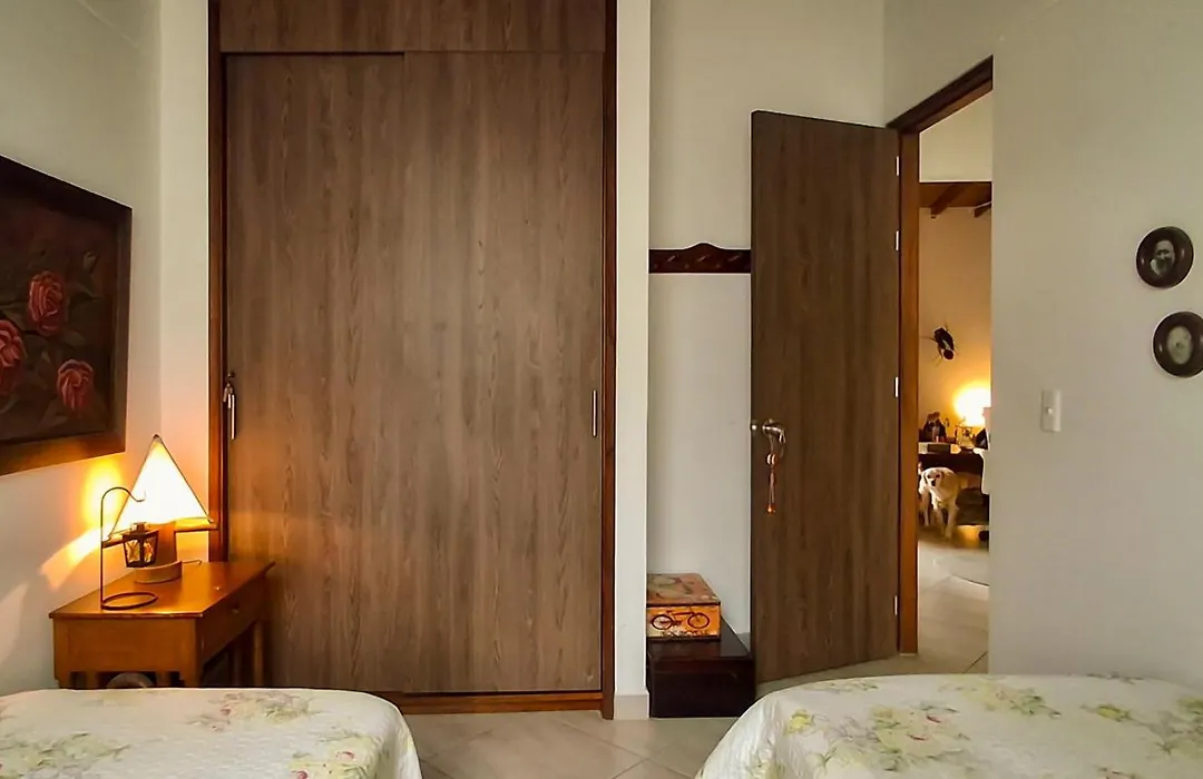 La Casa Amarilla-1