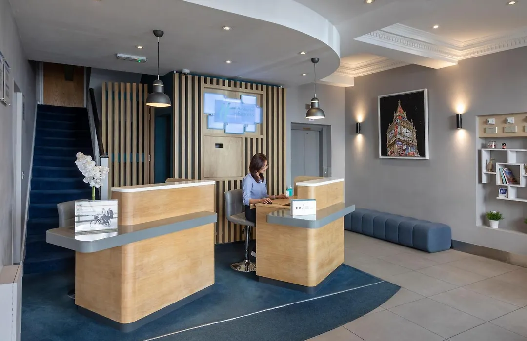 Holiday Inn Express London Victoria By Ihg-1