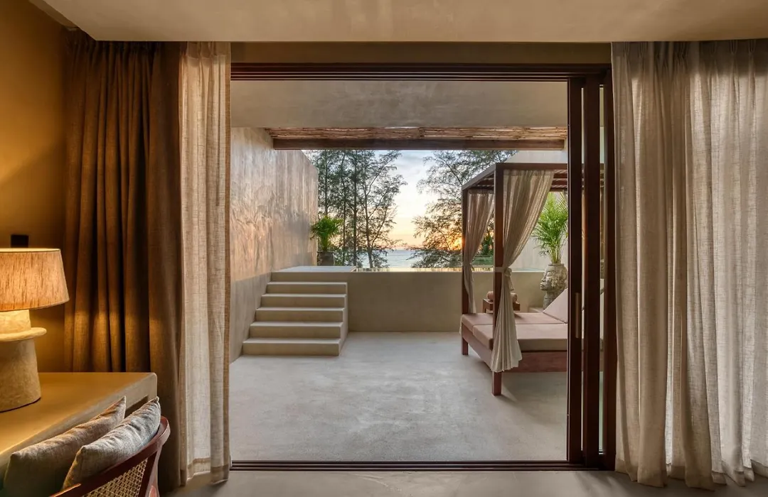 Café del Mar Phuket - Suite&Penthouse-1
