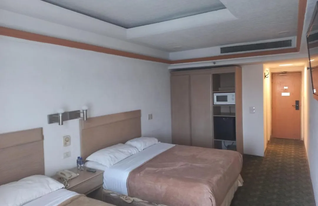 Hotel Monterrey Macroplaza-1