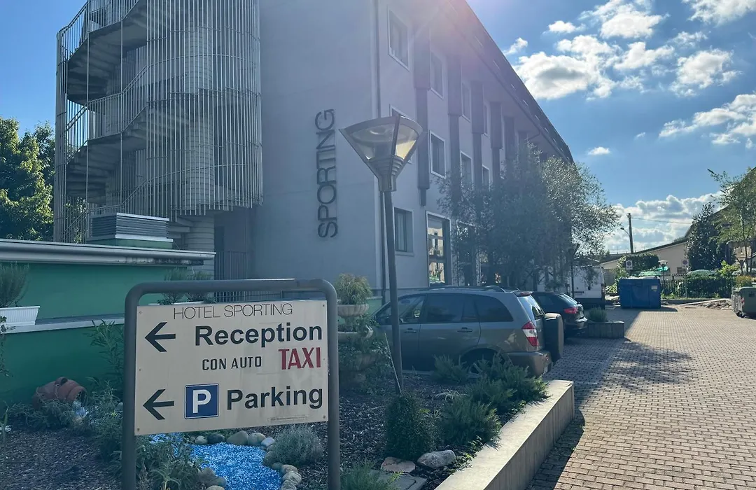 Hotel Sporting Cologno-1