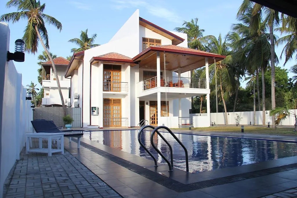 Bluewater Beach Resort-1