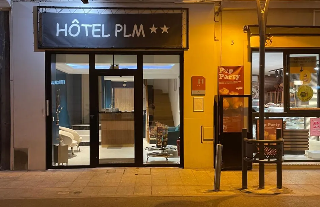 Hotel P.L.M.-1