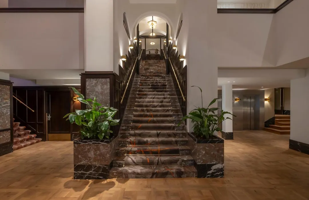 Clayton Hotel Amsterdam American-1