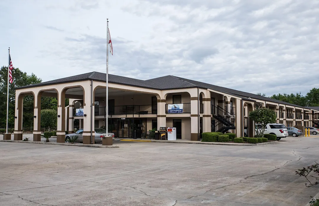 Mockingbird Inn & Suites-1