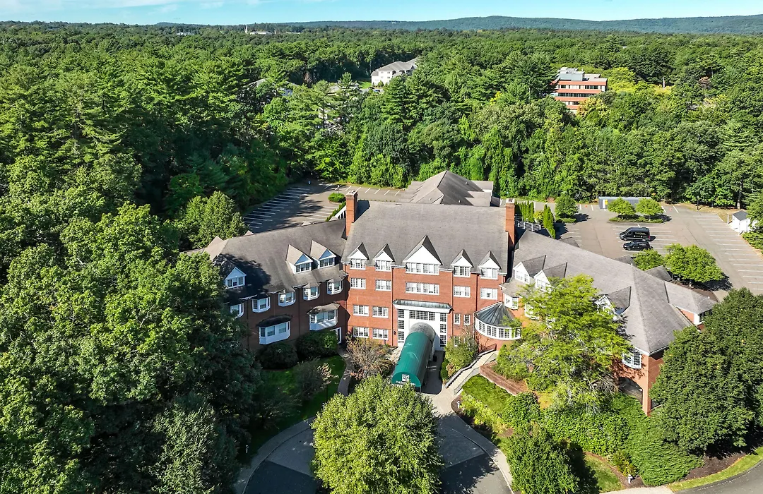 The Simsbury Inn-1