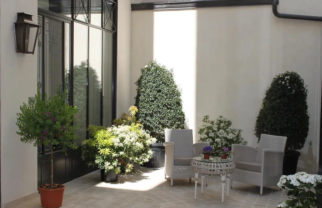 My Home In Paris-1