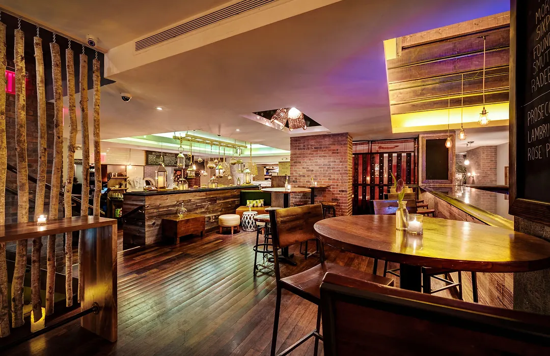 Hotel Giraffe By Library Hotel Collection-1
