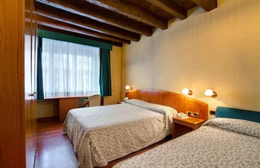Hotel Corot-1