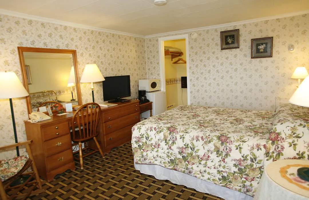 Bennington Motor Inn-1