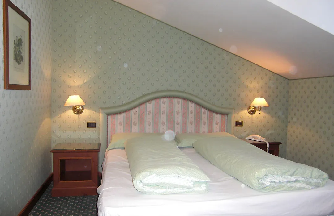 Hotel Sochers Club-1