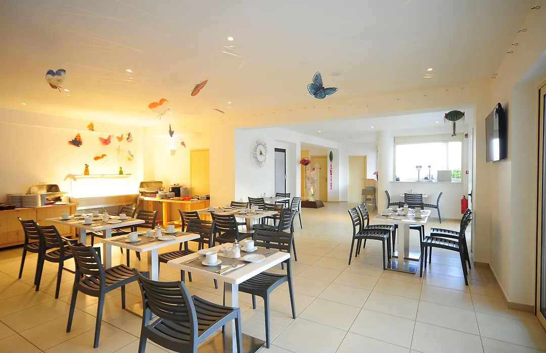 Maravel Star Art Hotel-1
