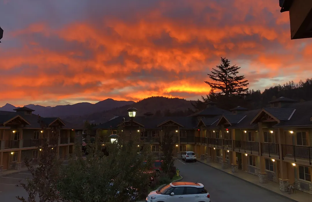 Vedder River Inn-1