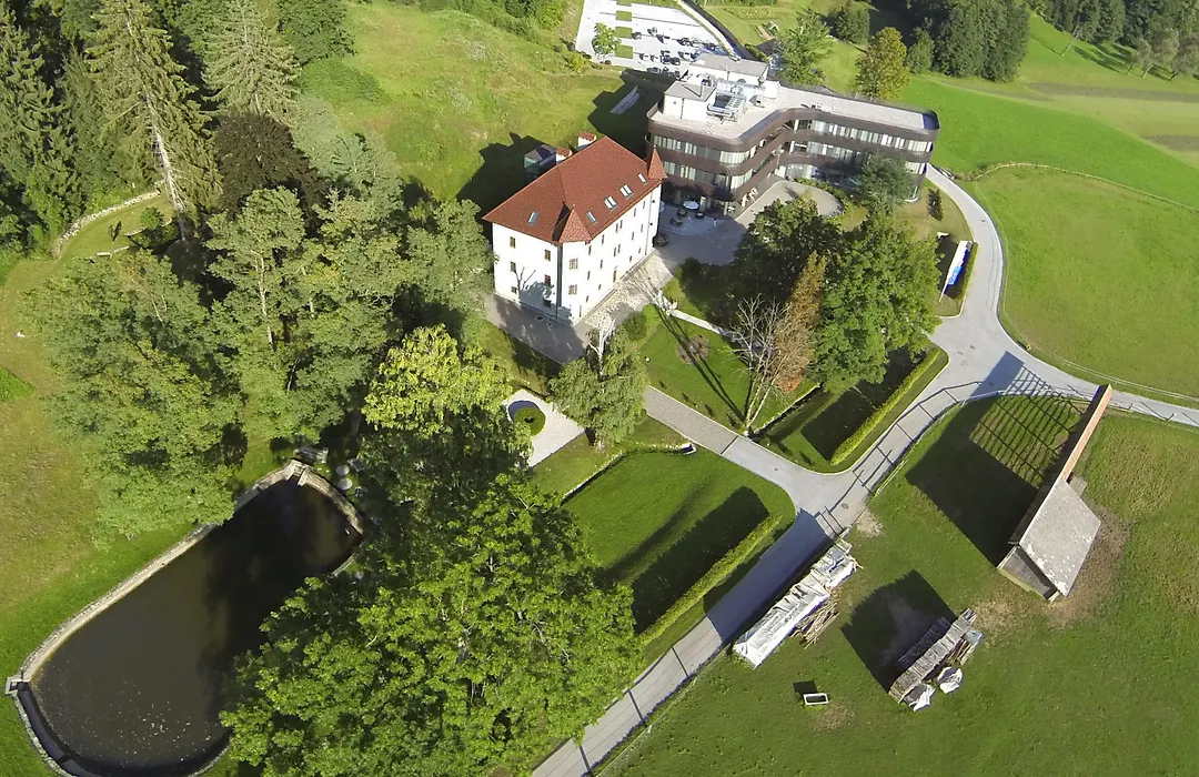 Lambergh Chateau & Hotel-1