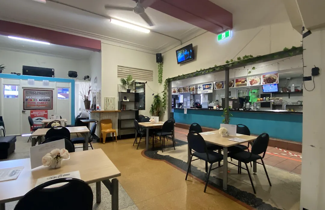 Mcguire'S Cbd Hotel-1