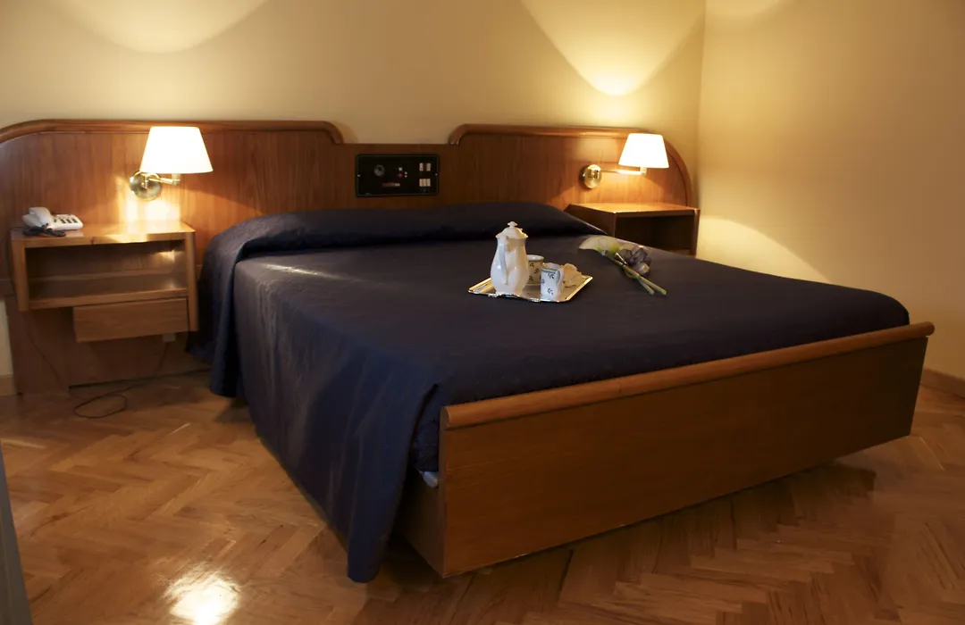 Hotel Moderno-1