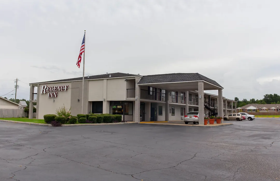 Regency Inn-1