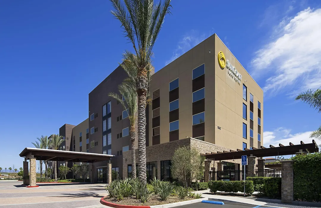 Suncoast Hotel Anaheim, Tapestry Collection By Hilton-1