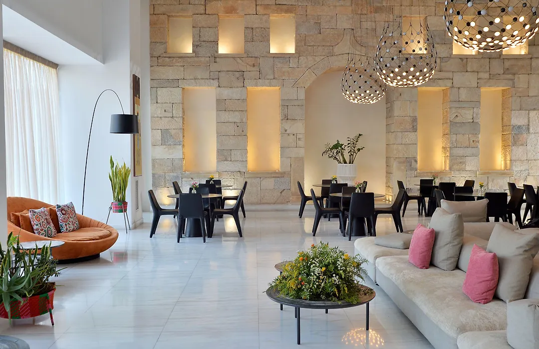Athenaeum Grand Hotel-1