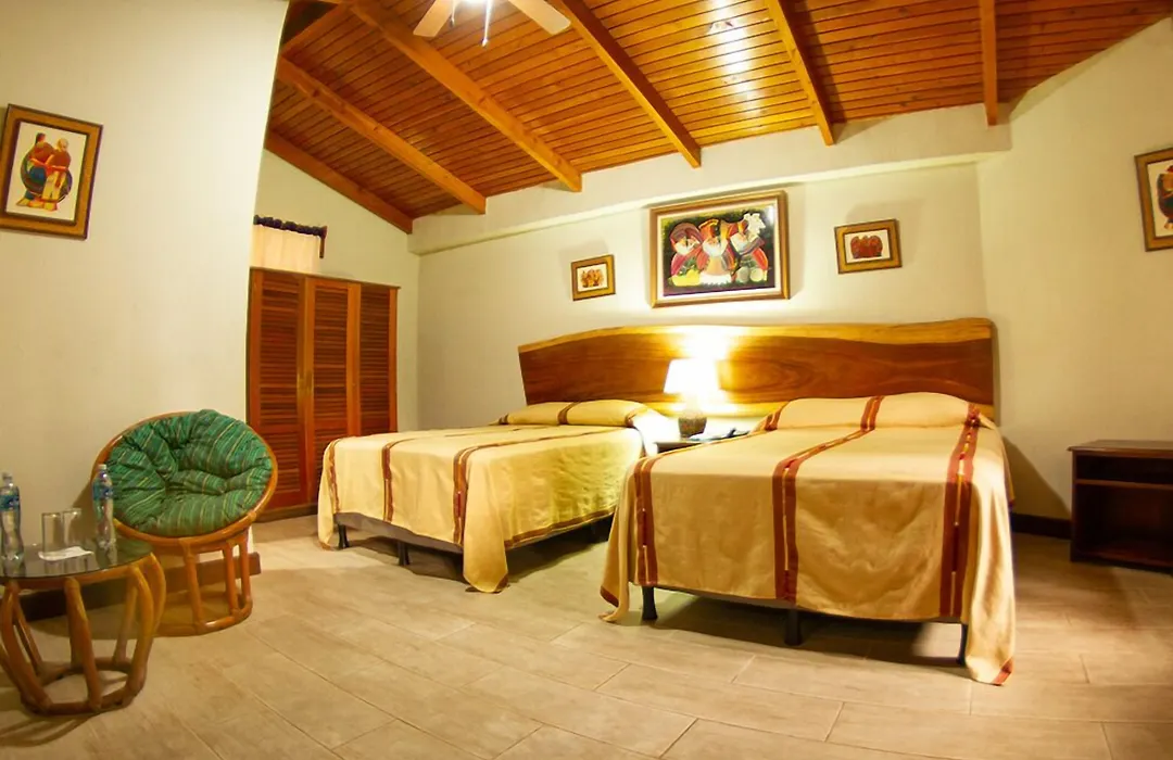 Hotel Dos Mundos Panajachel-1