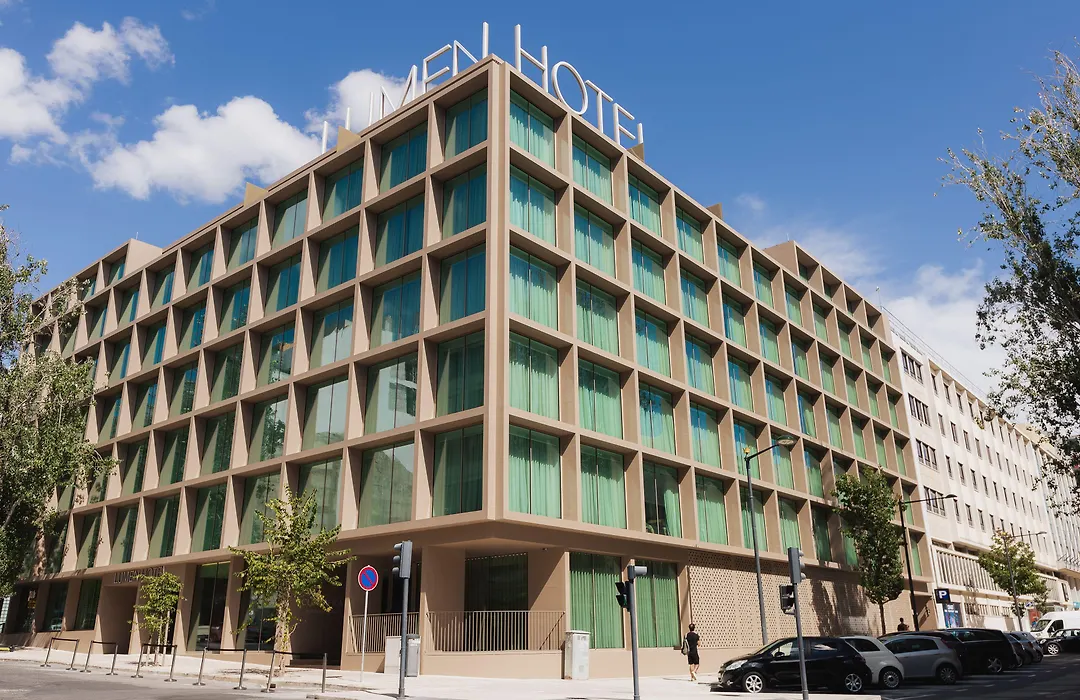Lumen Hotel & The Lisbon Light Show-1