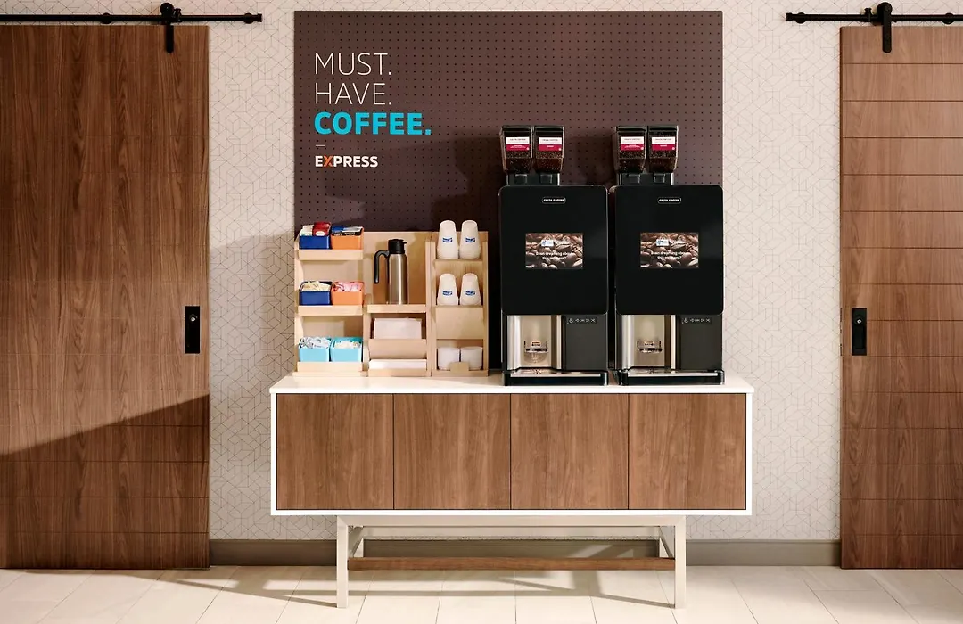Holiday Inn Express Hotel & Suites Bismarck By Ihg-1