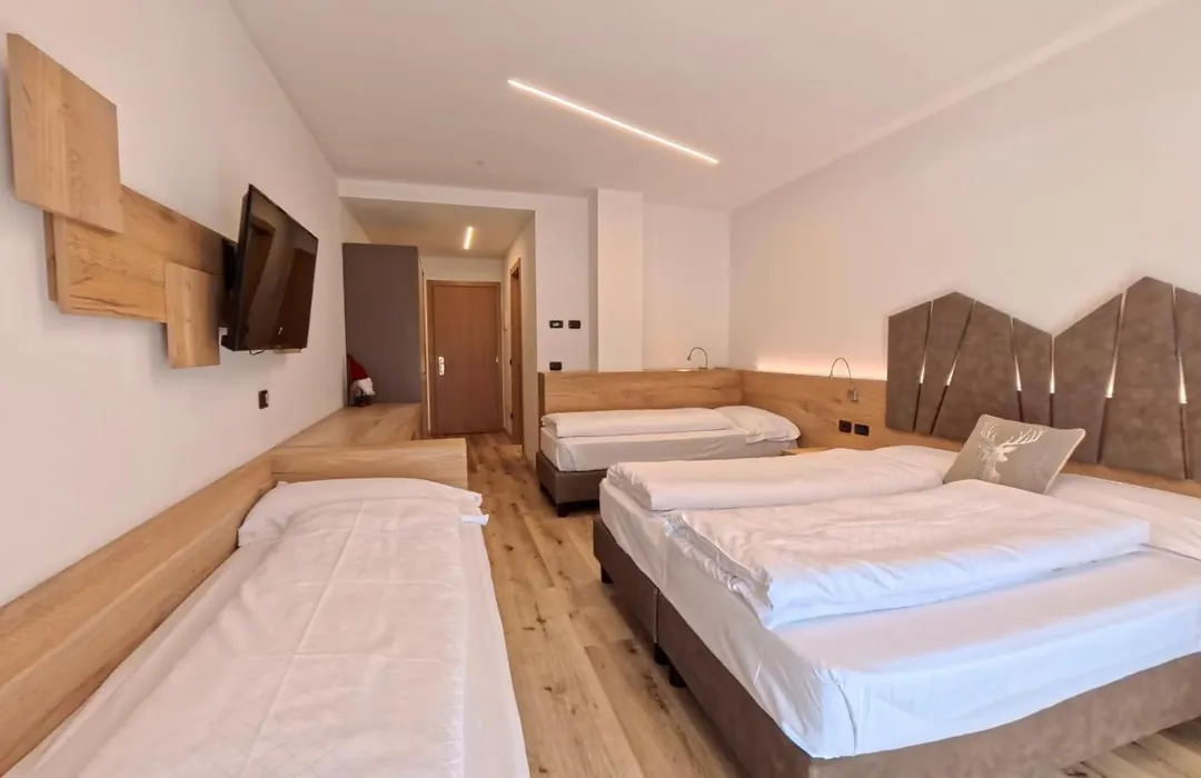 Hotel Cristallo-1