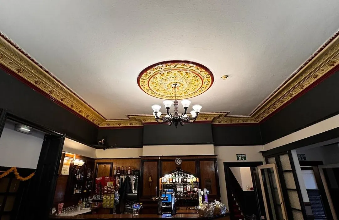 Pinegrove Hotel-1