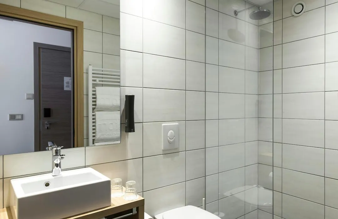 Storm Hotel By Keahotels-1
