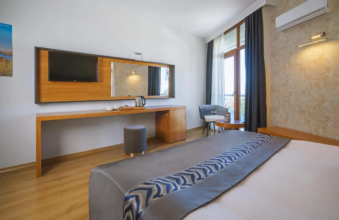 Qinn Hotels-1