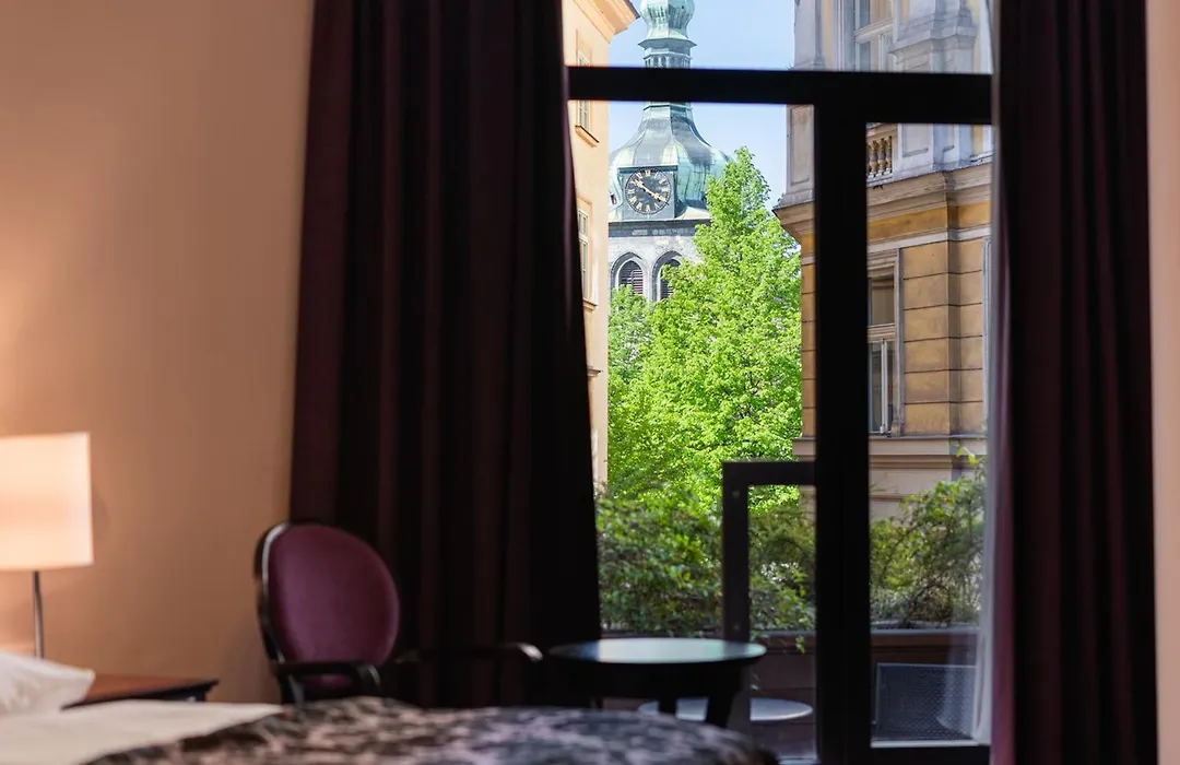 Ea Embassy Prague Hotel-1