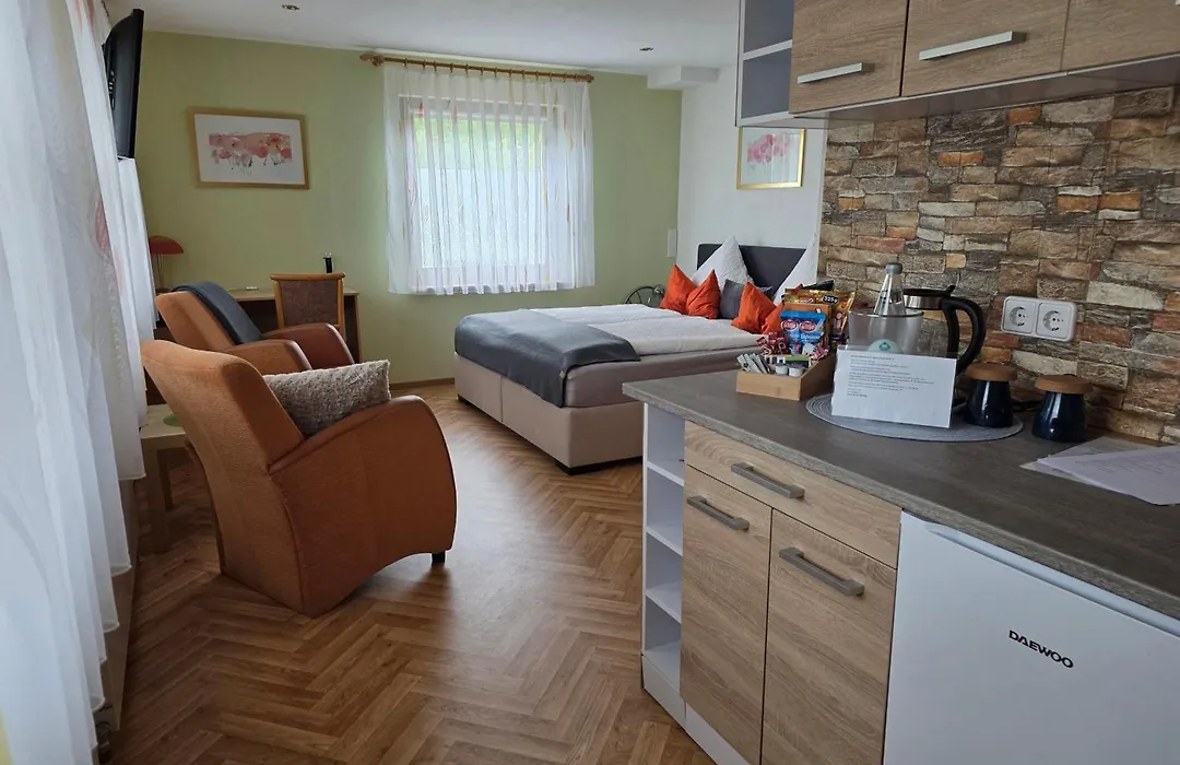 Hotel Seerose Garni-1