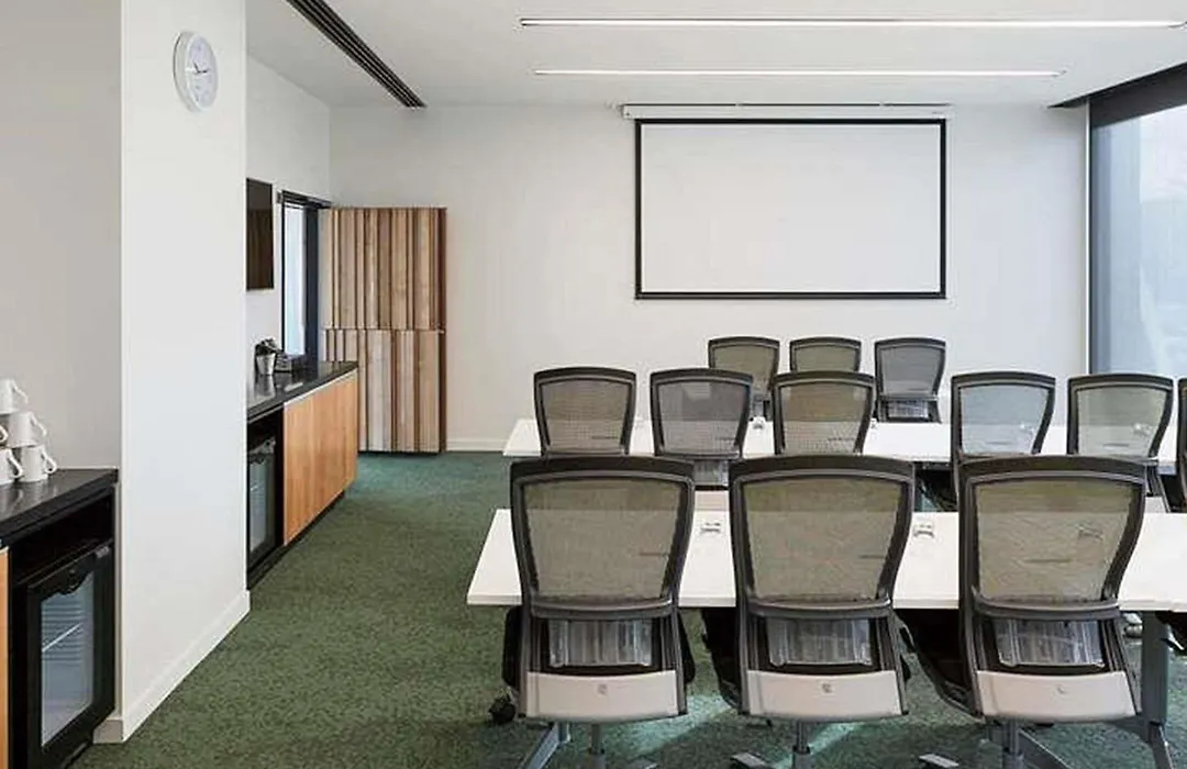 Novotel Auckland Airport-1