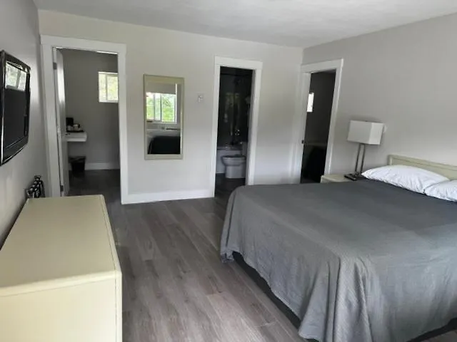 Clearwater Country Inn-1