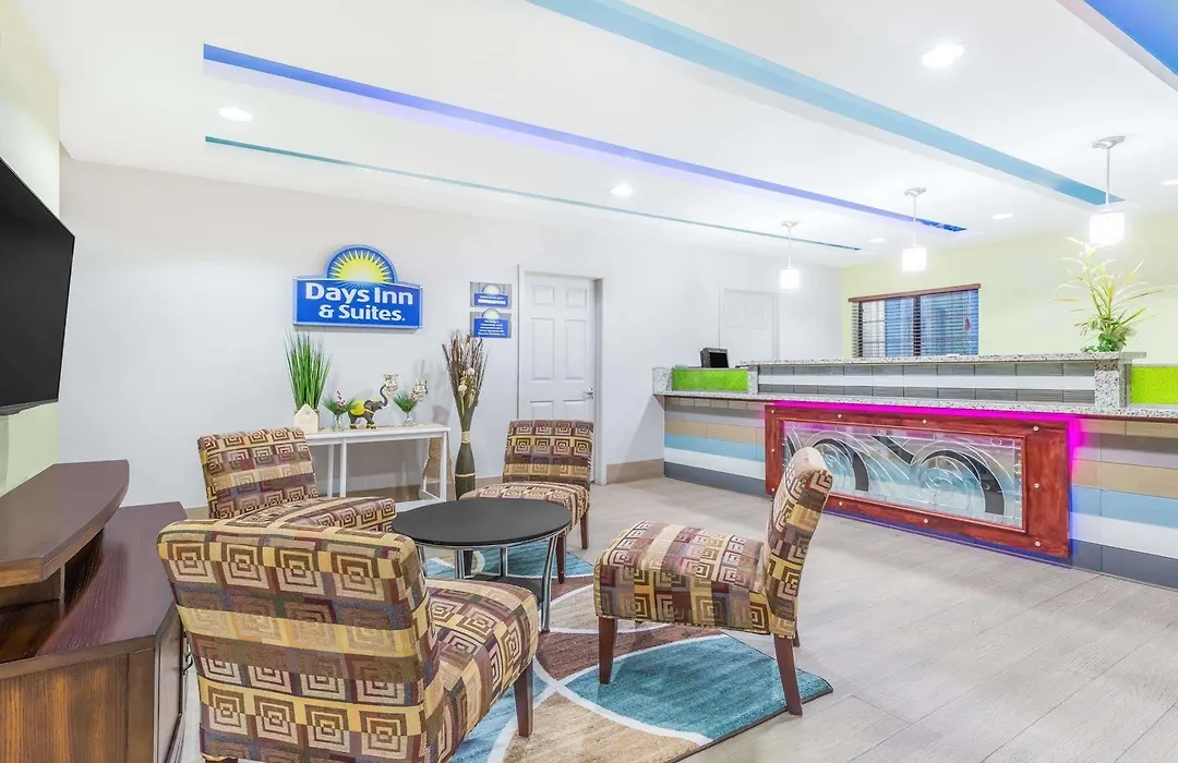 Days Inn & Suites By Wyndham Madisonville-1