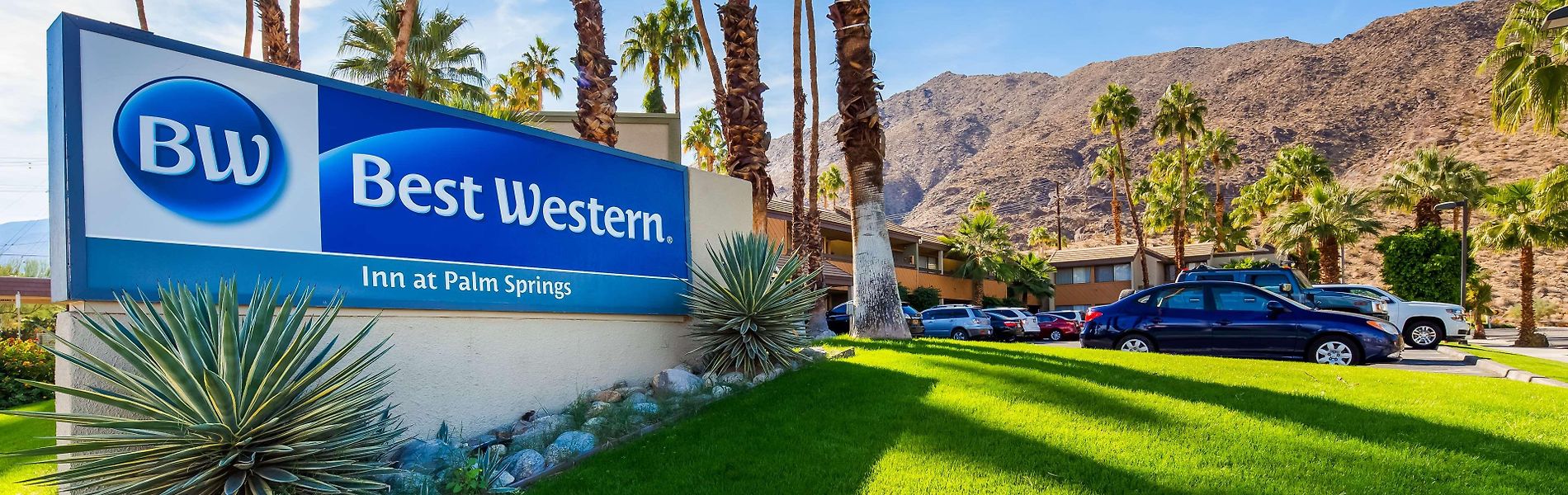Best 11 Pet Friendly Hotels in Palm Springs, California(CA), United