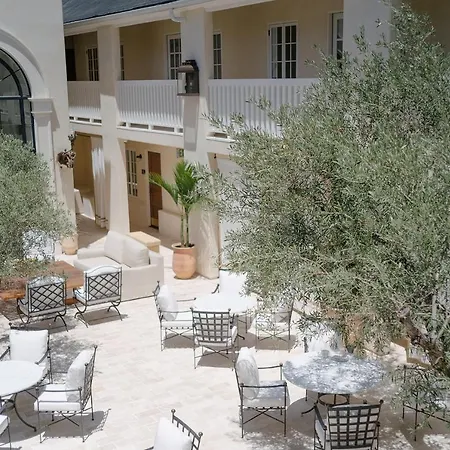 Cara Hotel-2