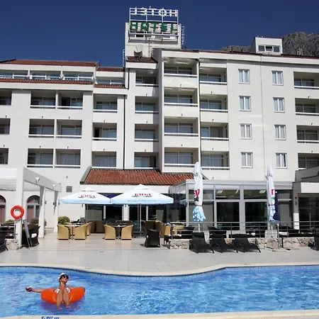 Hotel Quercus-3