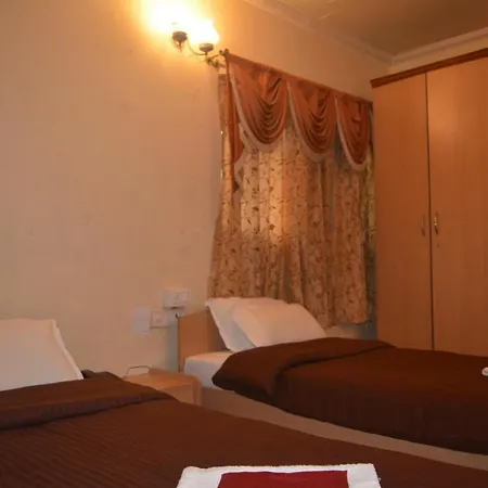 Hotel Poonam-3