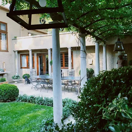 La Grande Maison-2