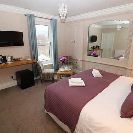 Four Seasons Guesthouse-2
