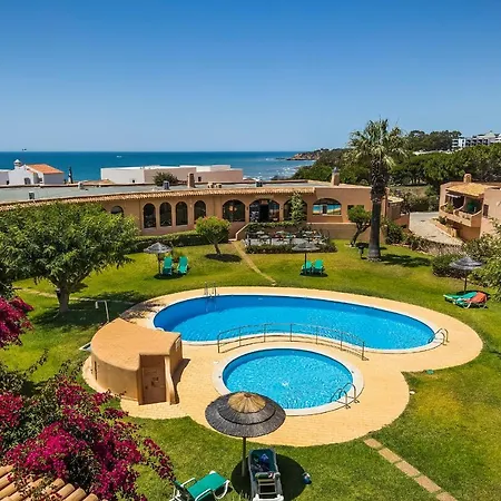 Clube Maria Luisa-2
