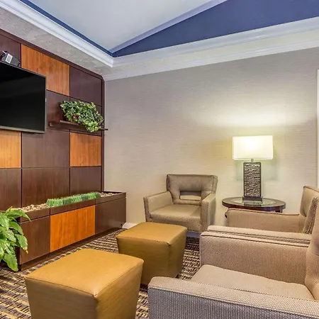 Comfort Inn Independence - Cleveland-2