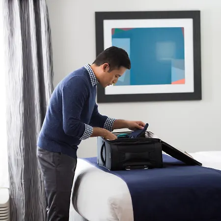 Holiday Inn Express London Victoria By Ihg-2