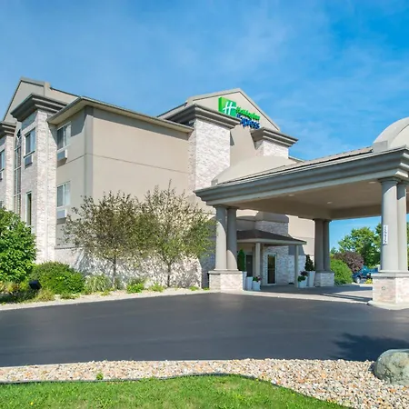 Holiday Inn Express & Suites Bucyrus By Ihg-3