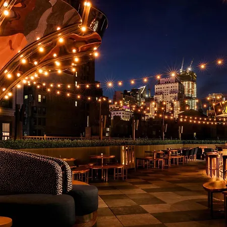 Moxy Nyc Times Square-3