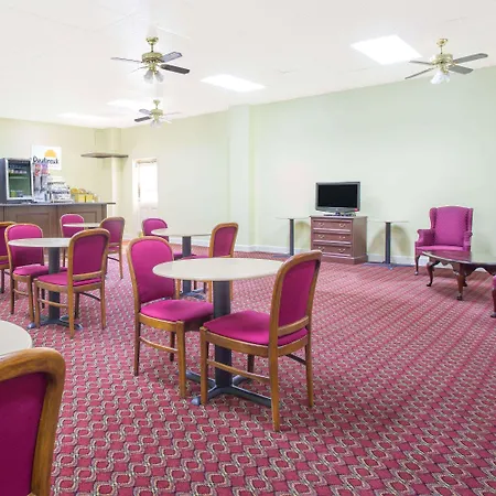 Days Inn Milledgeville-3